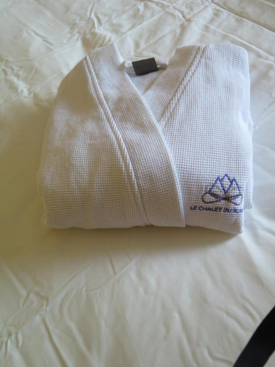 Aillon-le-Jeune Le Chalet Du Blanc Spa Yoga מראה חיצוני תמונה
